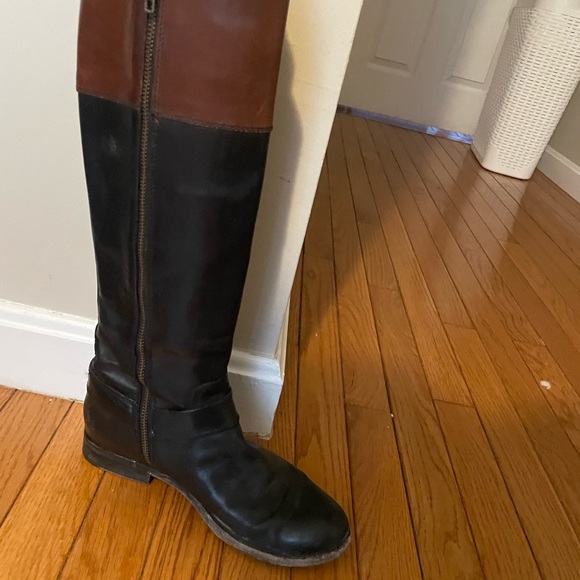 Used frye boots size 7 - Picture 4 of 4